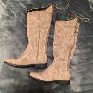 Stylish Tan Knee-High Boots, new without tag